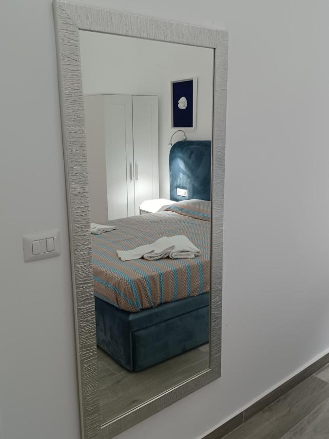 Residenza Napoletana Apartment Наполи Екстериор снимка