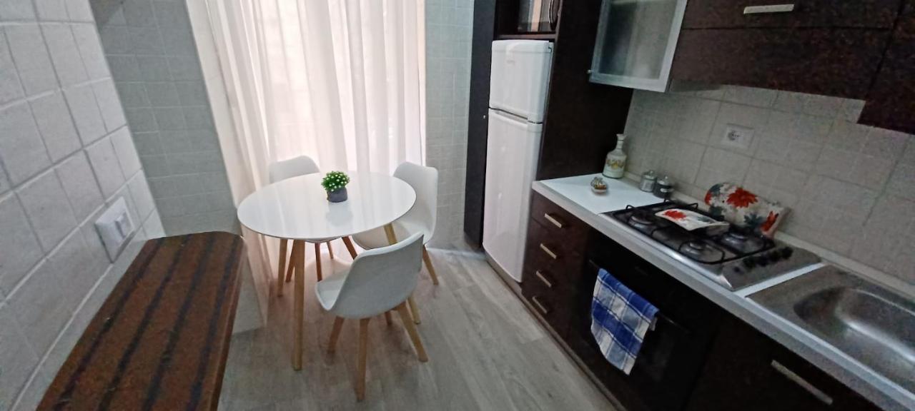Residenza Napoletana Apartment Наполи Екстериор снимка